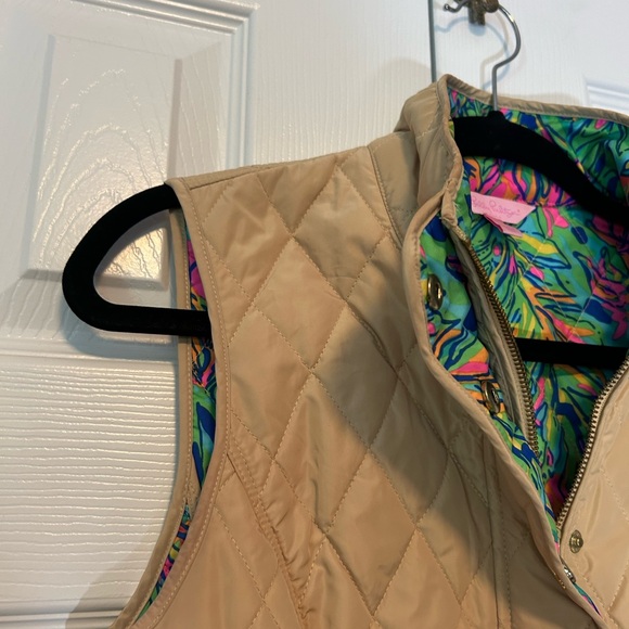 Lily Pulitzer Quilted Vest Small Tan Button Up Zipper Multiple Pockets - Picture 10 of 16